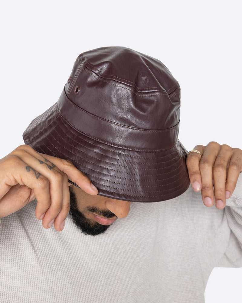 EPTM BAYMAN BUCKET HAT (CHOCOLATE)